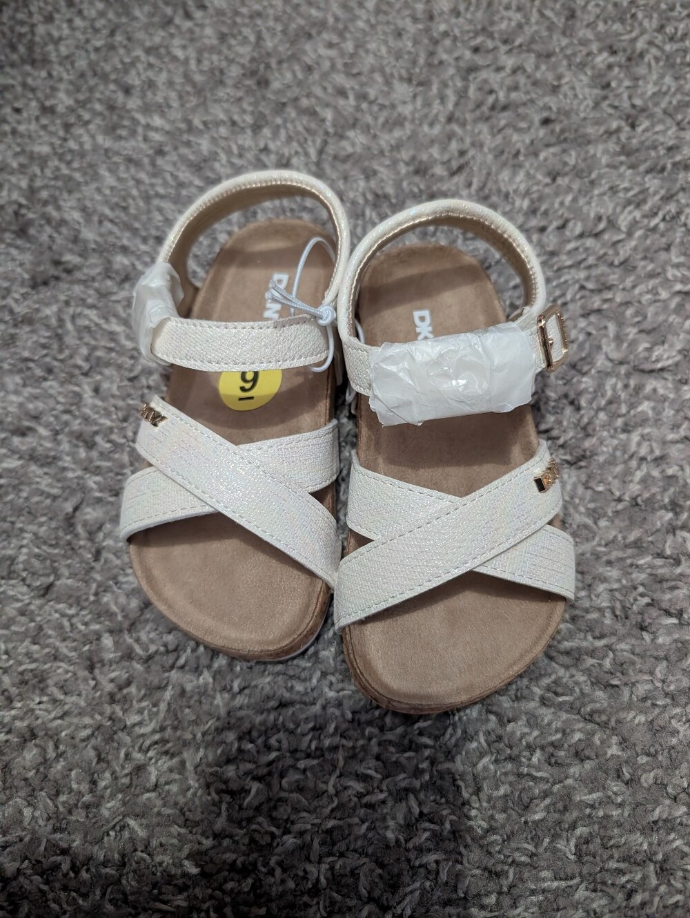 DKNY Girls Cream Cross-Strap Sandals with Ankle Buckle